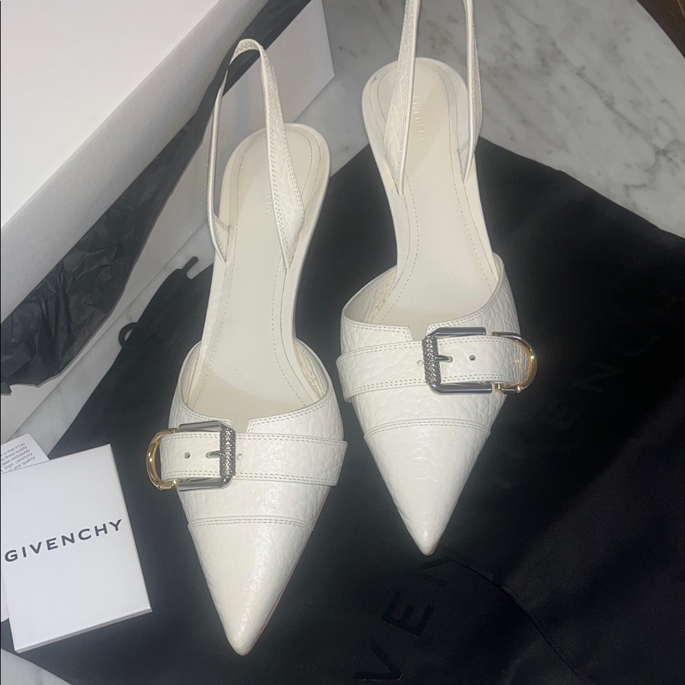 Givenchy White Box with Black Logo - Picture 5 of 16